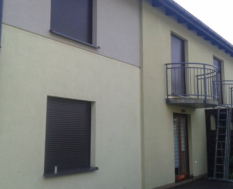 Mycie elewacji z glonów Katowice Kostuchna